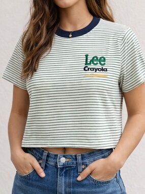 Lee x Crayola collaboration Striped Crop Tee Size L NWT Retro Y2K Graphic Logo